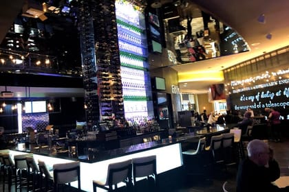 Vancouver Night Life and Casino Private Tour