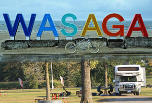 RV-Motorhome Tour to Wasaga Beach from Toronto