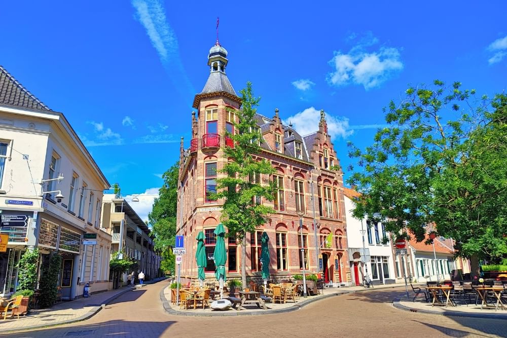 Photo taken during self-guided city game by Qugato of the Cafe de Spaarbank in Tilburg.