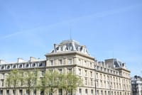 6 hour Paris city tour with Galeries Lafayette, Montmartre and River cruise  2