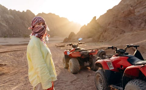 Quad Bike Desert Safari with Barbecue in Hurghada