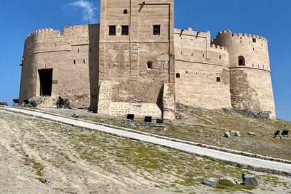 Private 6 Emirates Tour in One Day From Dubai