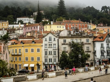 Private Walking Tour of Sintra's Palaces and Landscapes