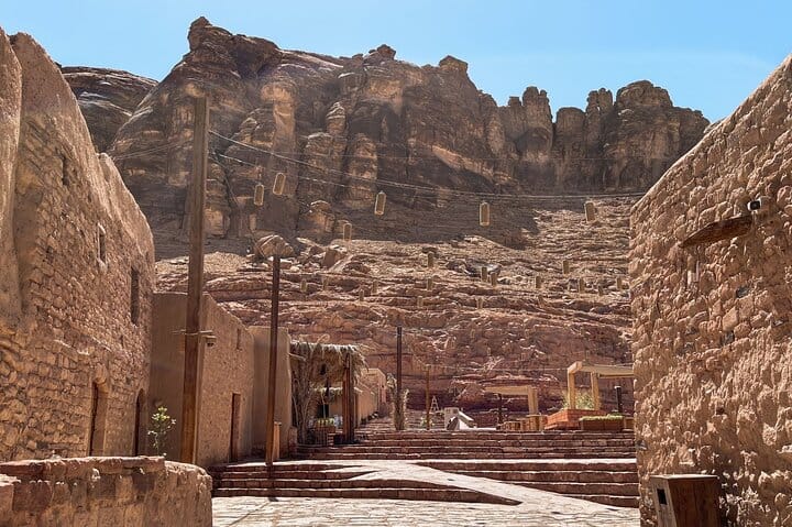 Tour AlUla's Old Town 4