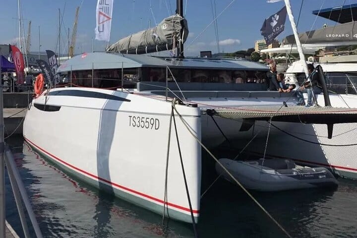 Private Luxurious Sailing Cruise in Heraklion 3