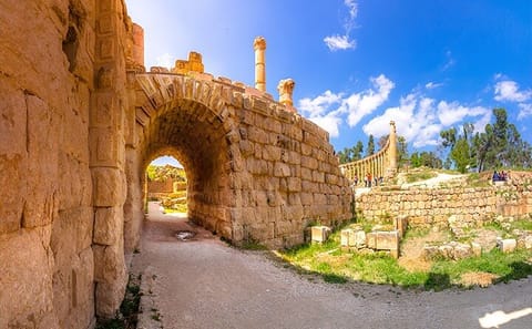 Private Day Trip to Jerash and Umm Qais from Dead Sea