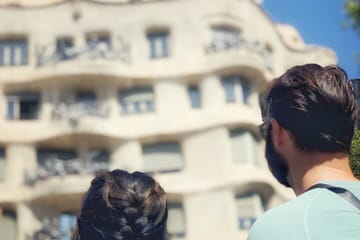 Ramblas, Old Town, Gothic and Gaudi Architecture Walking Tour