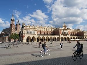Private Bike Tour in Krakow: a walk on two wheels