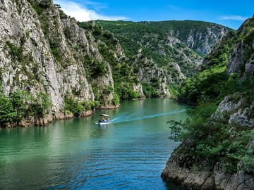 Day trip to Skopje and Matka Canyon from Sofia