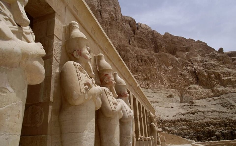 Luxor Full-Day Tour of East and West Bank Highlights