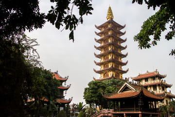 Hai Phong Day Trip: Food and Culture Tour from Hanoi