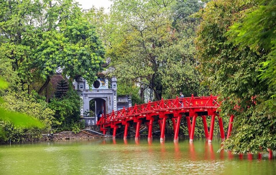 Hanoi City Full-Day Tour with Local Insights and Lunch