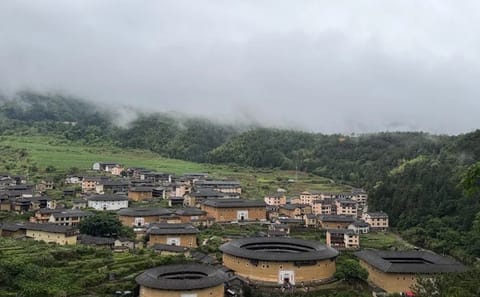 Fujian Hakka Tulou Day Tour from Xiamen with Lunch