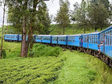 4 Days Tour to Kandy, Sigiriya & Nuwara Eliya