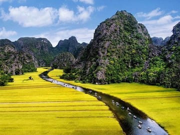 Tam coc attraction