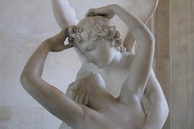Private Louvre Evening Tour: Highlights Tour with Expert Guide