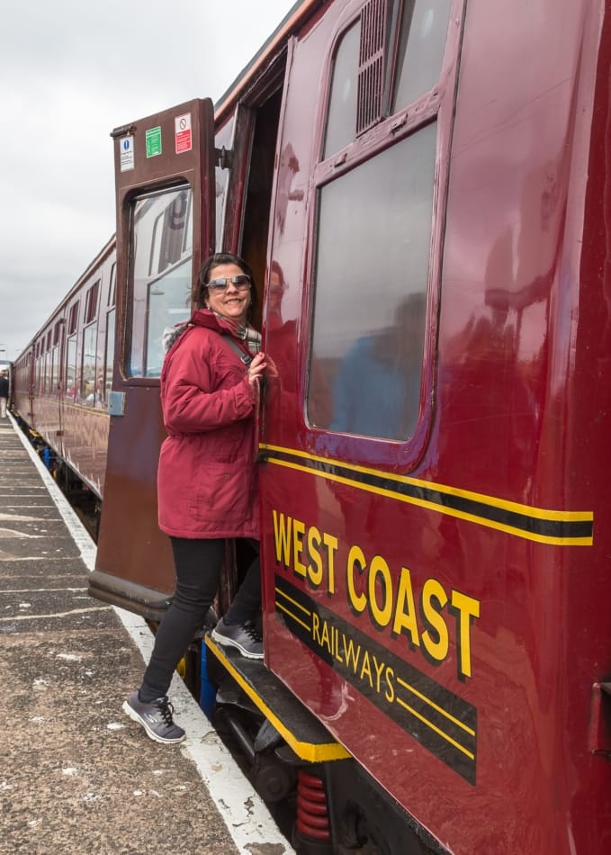 5 Day Isle of Skye, Loch Ness, and Inverness including Jacobite Steam Train ( B&B single accommodation)