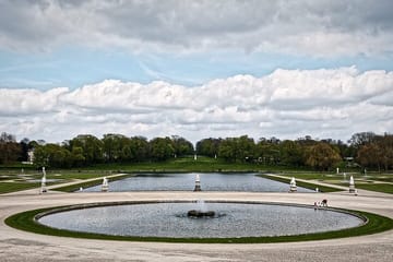 Private 2-Hour Walking Tour of Chantilly's History and Architecture