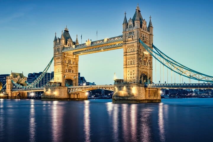 10 Hours Private Tour in London with Chauffeur  7