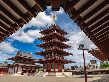 Osaka Private Tour with English-Speaking Driver