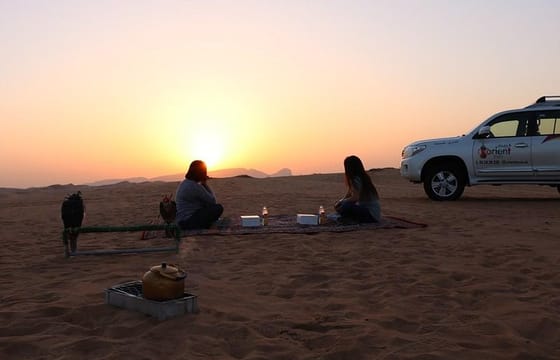 Sunrise Desert Safari with Wildlife Experience from Dubai