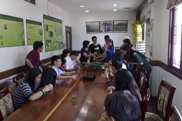 Beijing Forbidden City and Badaling Great Wall private day tour.