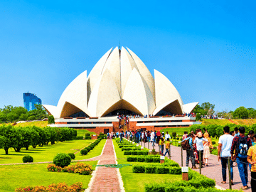 Old & New Delhi Private Day Tour with Female Guide