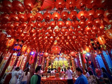 Bangkok: Private Grand Palace, Wat Pho and Chinatown Walking Tour