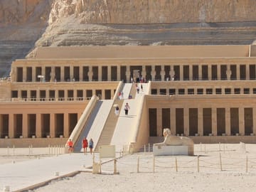 Day Trip to Luxor from Hurghada by Bus with Guided Tour