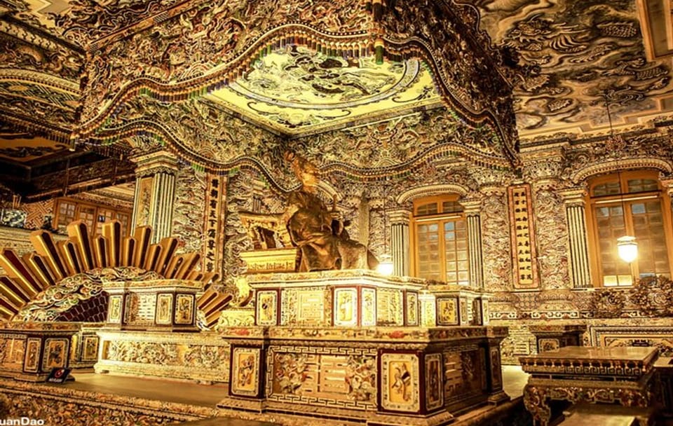 Hue Imperial City and Hai Van Pass Day Trip from Da Nang