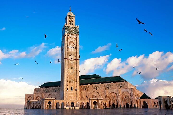 Private Casablanca Tour: Explore Hassan II Mosque & Historic Medina