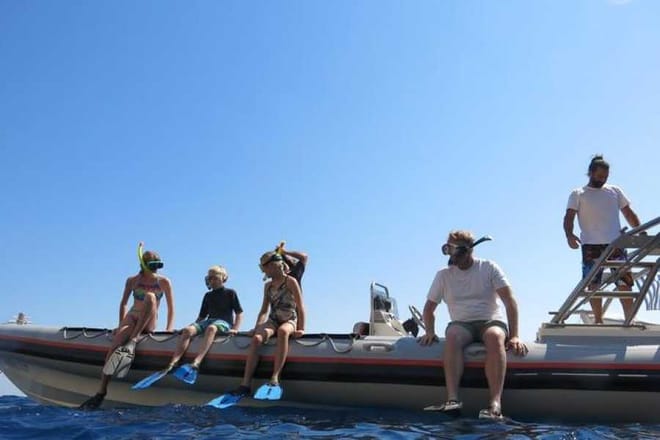 A Fascinating Private Cruise to Poseidon Temple of Sounio Athens with Snorkeling and Swimming