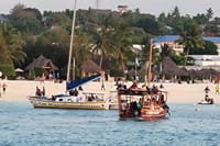 Sunset Dhow Cruise in Nungwi & Kendwa – Zanzibar Tour 6