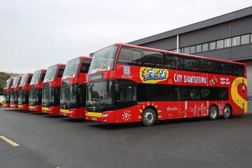 Shanghai Hop-On Hop-Off Sightseeing Bus Tour