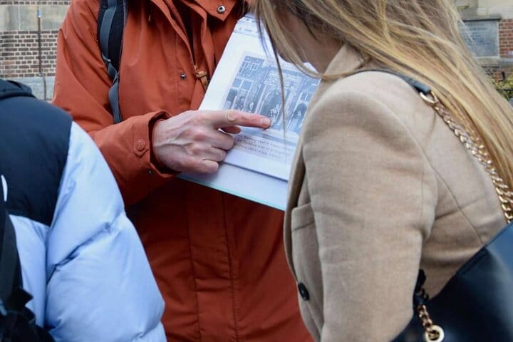 2 Hours Walking Tour Throughout History and Highlights of Hoorn