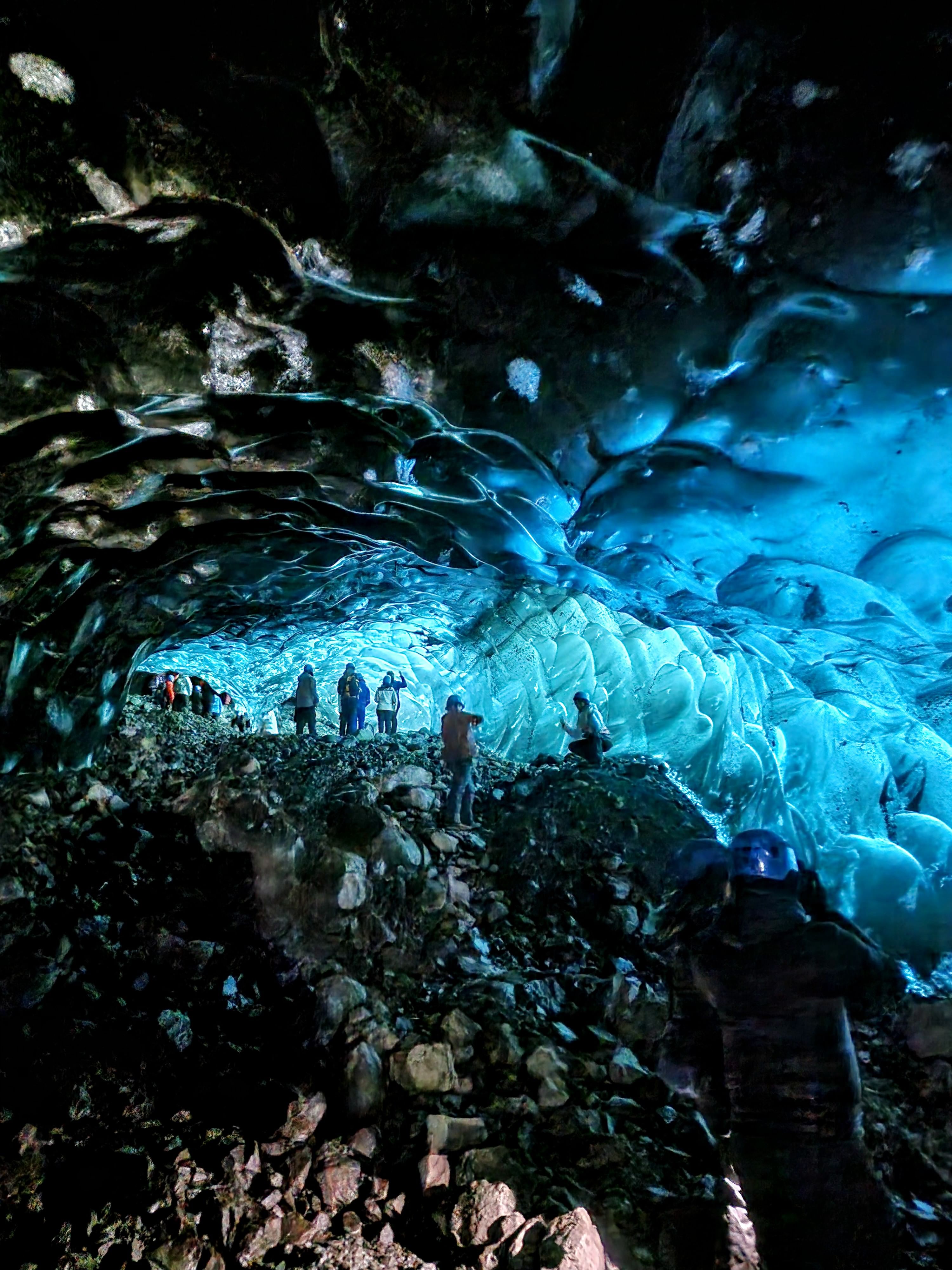 The colors and the size of the ice cave is amazing