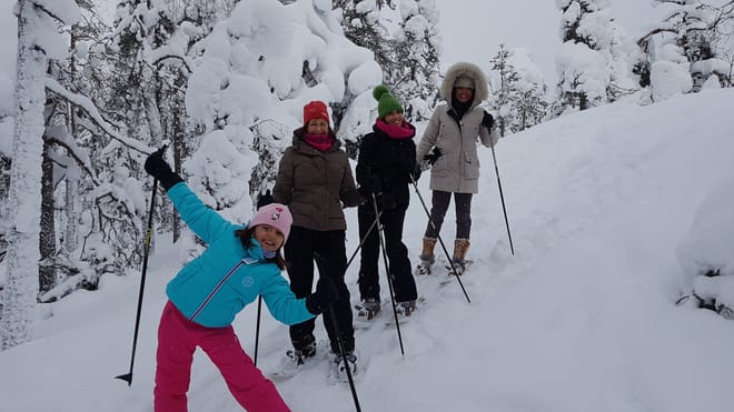 Discover Secrets of Lappish Nature – Snowshoe Experience 8