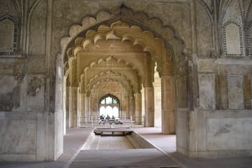 Cultural Journey Through Delhi, Agra, and Alappuzha