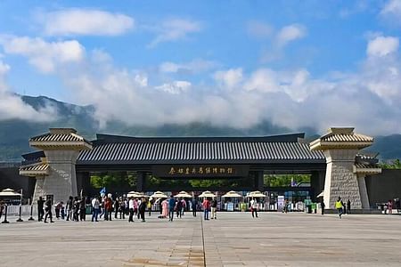 Private Tour to Terracotta Warriors Museum & Lishan Garden