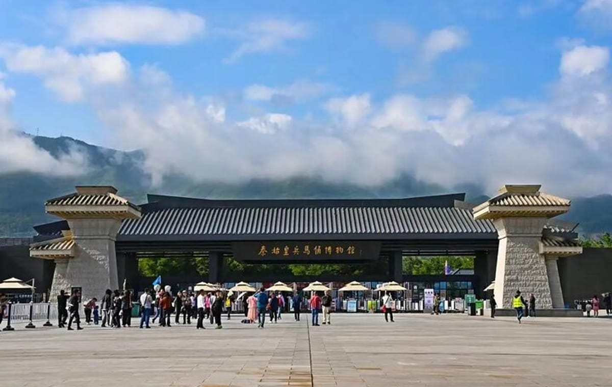 Private Day Tour to Terracotta Warriors Museum and Lishan Garden