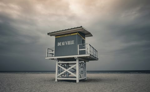 Private Day Trip from Paris to Deauville and Honfleur