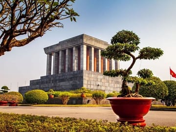 Hanoi City Half-Day Private Tour with Train Street Experience
