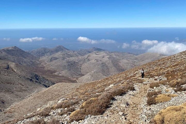Hiking to Mount Psiloritis/Ida Mountain 2456m. with a Guide 4