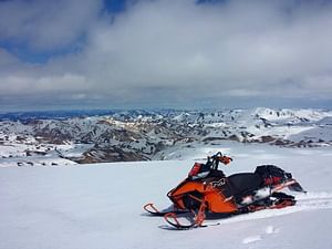 Highland snowmobiling/ 5 hours