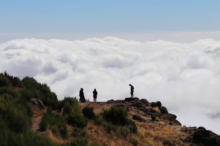 Arieiro Peak, Cristo Rei & Santo da Serra in Open Roof 4x4  3