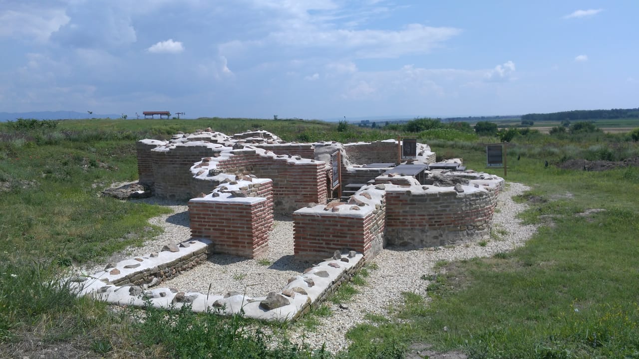 Tour in Thracian & Antique Fortress Kabile + ticket 9