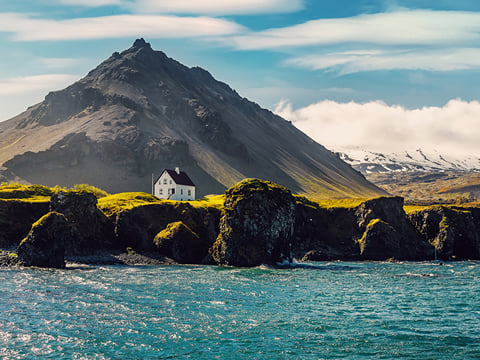 A landscape view of Kirkjufell