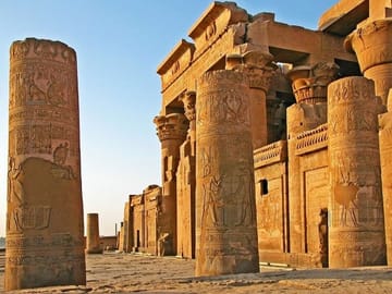 Private Half-Day Tour of High Dam and Philae Temple from Luxor