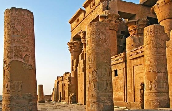 Private Half-Day Tour of High Dam and Philae Temple from Luxor