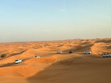 Dubai Premium Desert Safari – Red Dunes, Camel Ride & BBQ Dinner